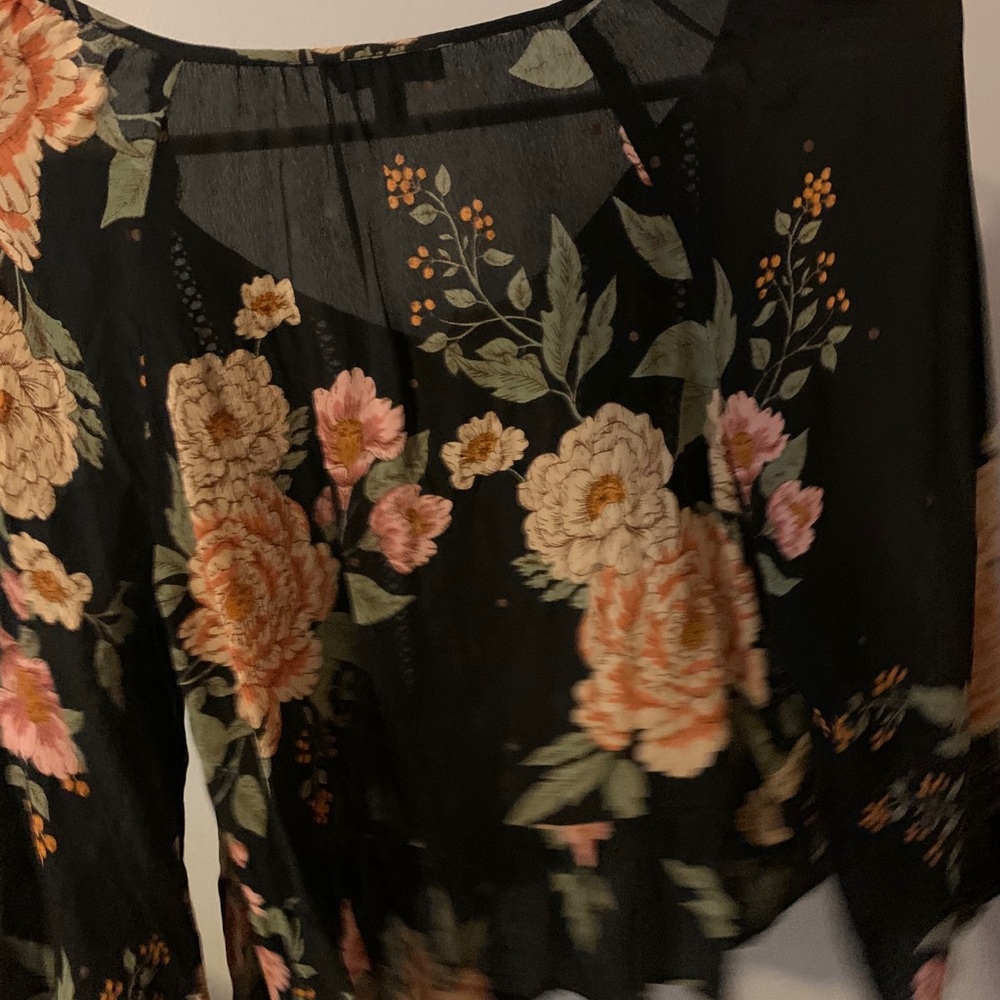 Blouse - Picture 3 of 3